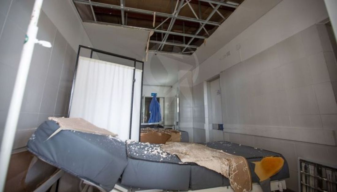 Se desplomó el techo de la guardia nueva del Hospital de Rosario de Lerma -  Salta - Profesional FM 89.9 Salta, Argentina